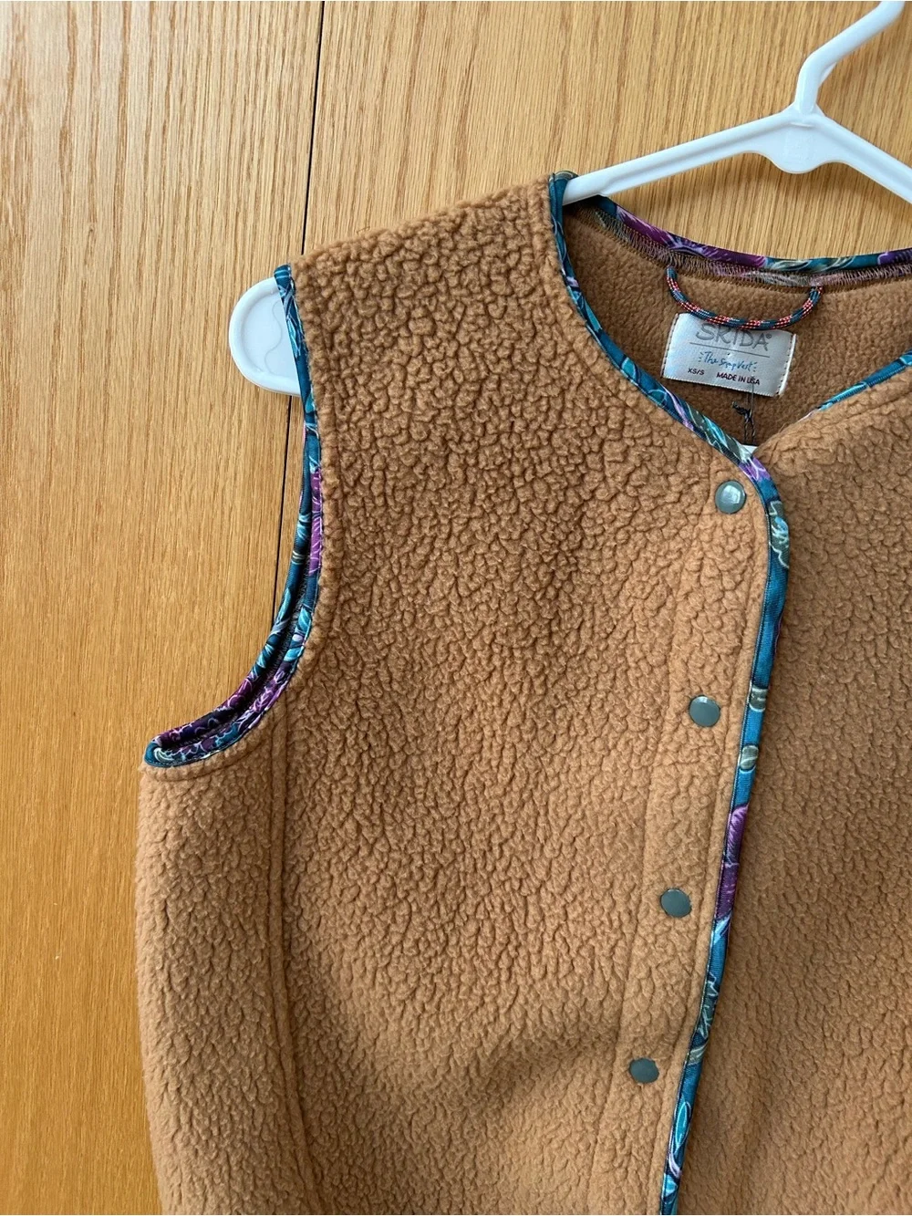 NWT! SKIDA Snap Vest, color Biscuit. Slightly cropped, versatile layer. Made US